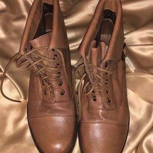 ✨STEVE MADDEN STINNGERS✨